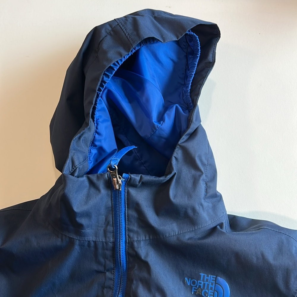 The North Face - 10/12, fleece/rain‎ jacket combo - Picture 2 of 13
